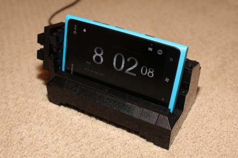 Nokia Lumia 900 Lego Dock